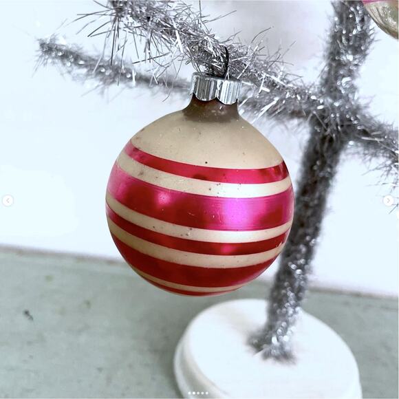 Vintage Shiny Brite Band Stripe TEARDROP + ROUND Glass Ornaments Pink Green PAIR - Picture 2 of 5